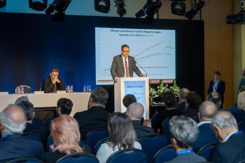 XXXV. Szakmai program